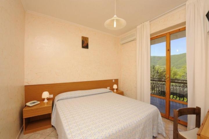 Hotel Europa Norcia Oda fotoğraf